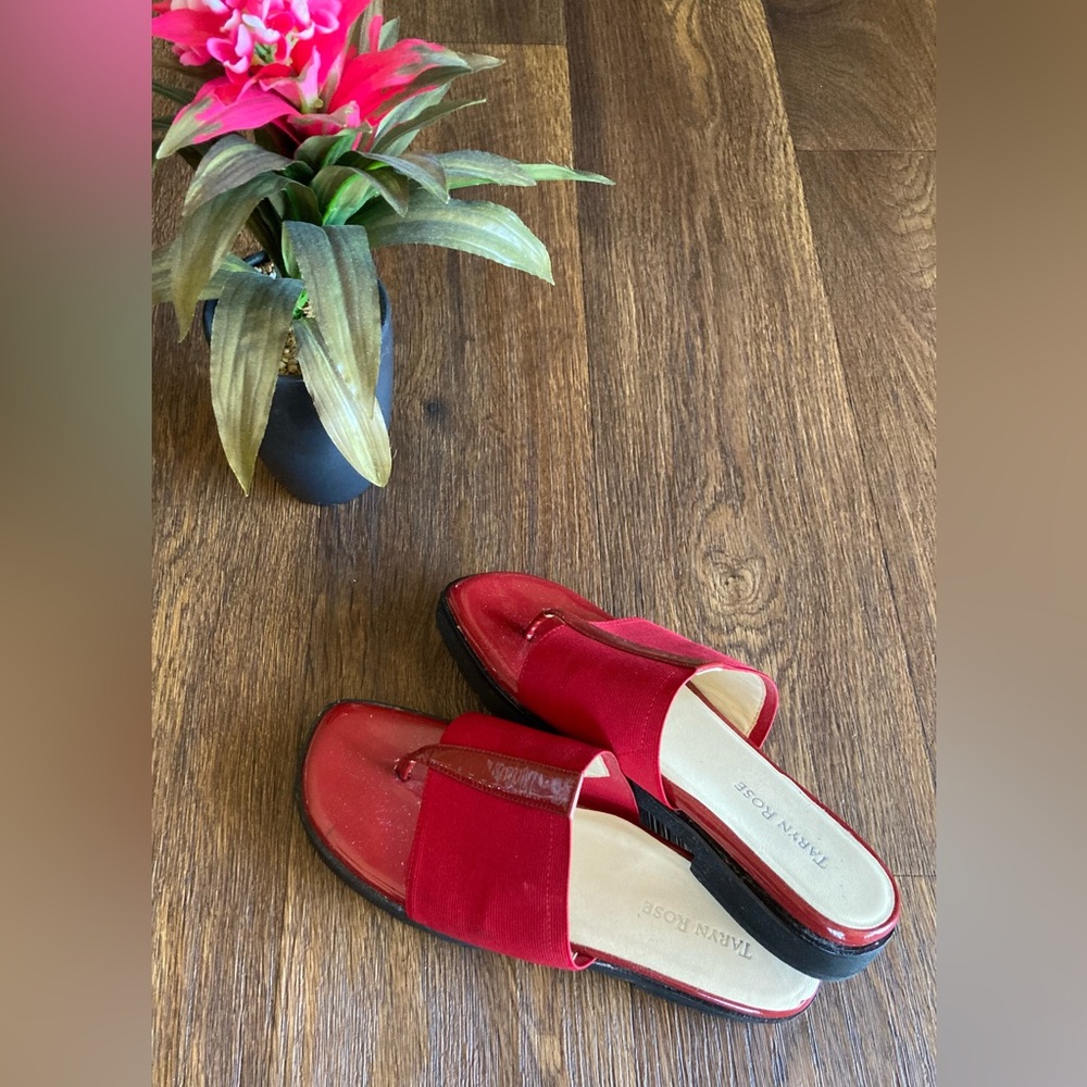 Taryn Rose Women's Red Slide Sandals - Picture 8 of 8